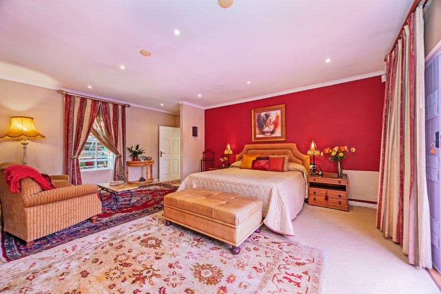 4 Bedroom Property for Sale in Plattekloof Western Cape